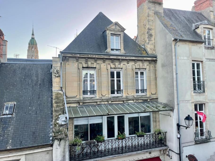 La Verriere Saint-Martin - Historic Center & Wifi بايو المظهر الخارجي الصورة