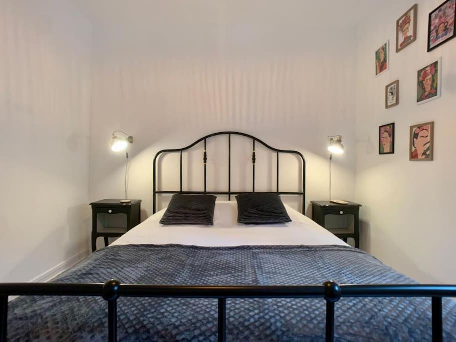 La Verriere Saint-Martin - Historic Center & Wifi بايو المظهر الخارجي الصورة